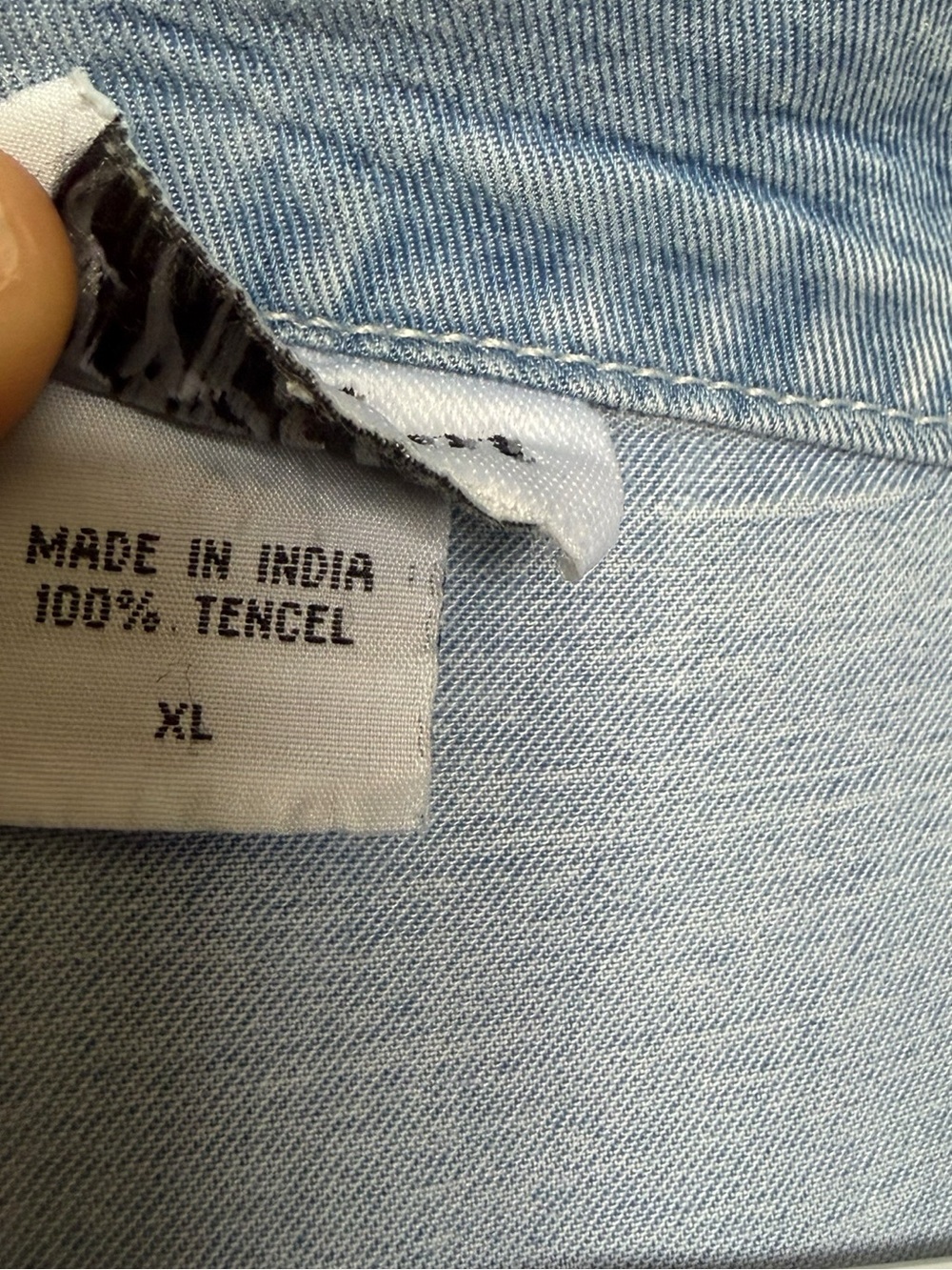 Light Blue Denim Button-Front Maxi Dress with Short Sleeves - Picture 4 of 5
